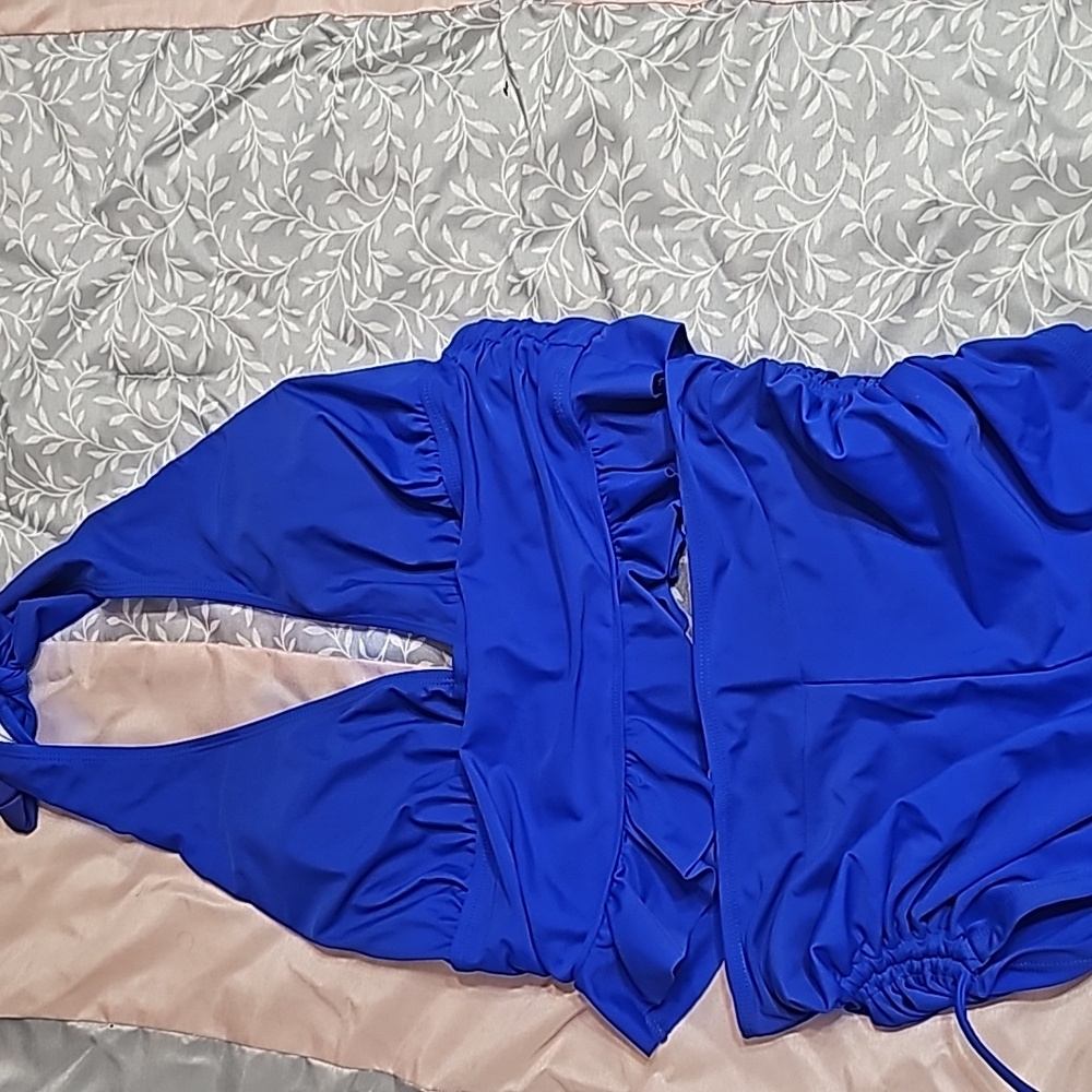 625 Ladies 2 piece Blue Swimsuit